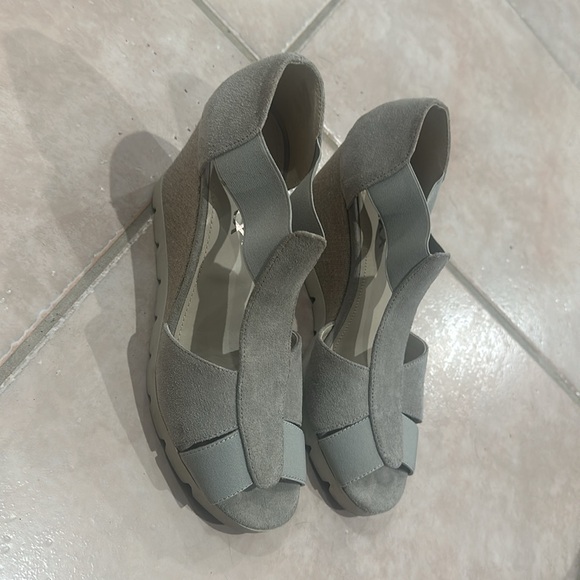 The flexx heels size 8 1/2 heels - Picture 2 of 8